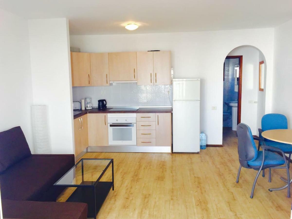 Apartamento Sol Apartment Tias Bagian luar foto